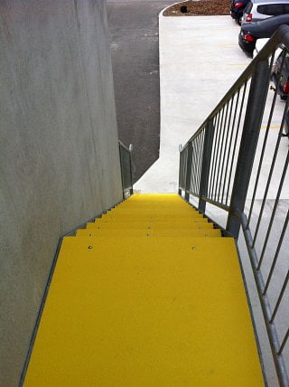 anti-slip_metal_plating